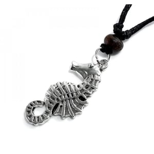 Halskette mit Anhänger "Seepferdchen", 37 x 20 mm