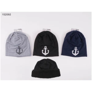 Vier Beanies sind auf weißem Hintergrund abgebildet. Drei davon sind Damen Mütze, Jersey, „Anker“: eine grau, eine schwarz und eine marineblau. Die vierte Beanie ist schwarz und hat eine andere Textur mit einem fleeceartigen Bündchen.