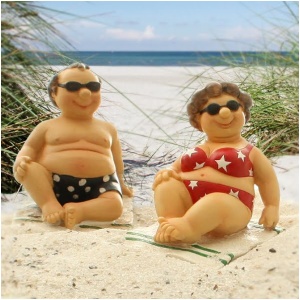 Figur ‘Urlauberpaar’ auf Handtuch Figuren Sonnenbrille